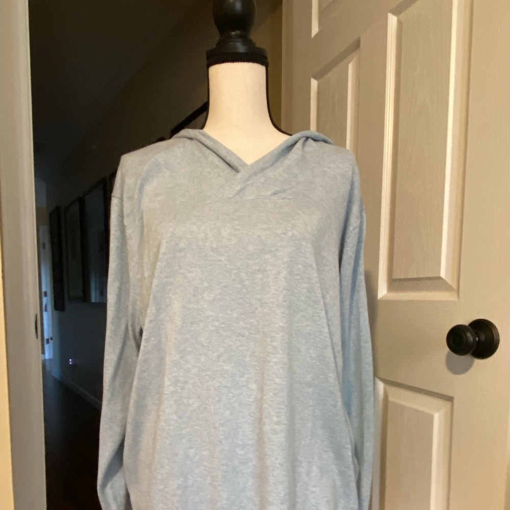 J. JILL Long sleeved hooded pullover sweater in Light Blue Heather.